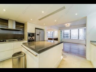 Wan Chai - Convention Plaza Apartments 05