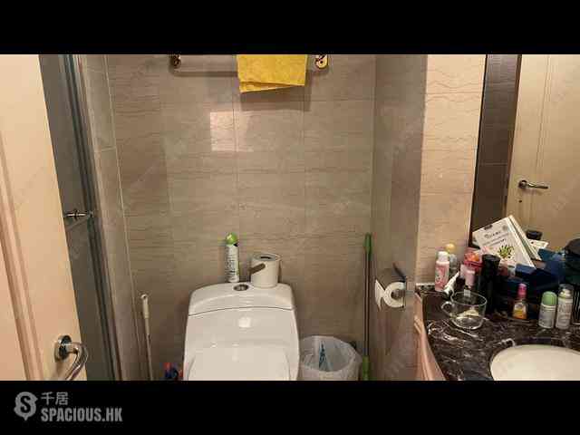 Wan Chai - Convention Plaza Apartments 05
