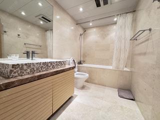 Wan Chai - Convention Plaza Apartments 03