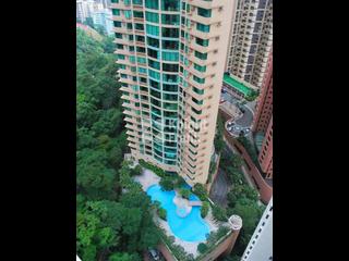 Mid Levels Central - Hillsborough Court 02