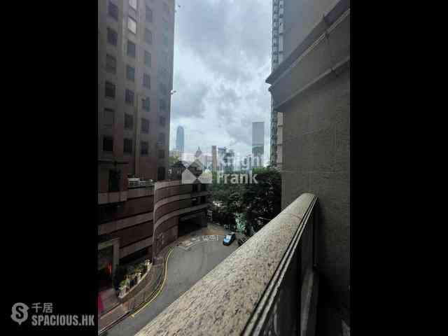 Mid Levels Central - 3, MacDonnell Road 09