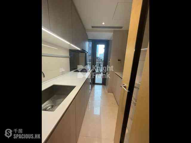 Mid Levels Central - 3, MacDonnell Road 12