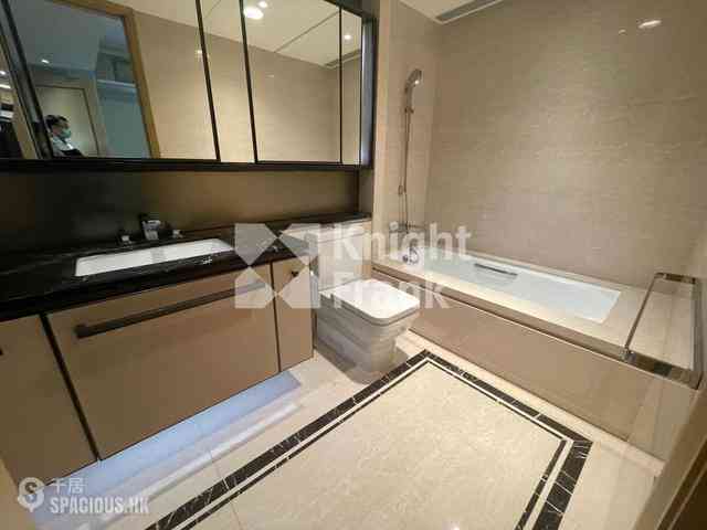Mid Levels Central - 3, MacDonnell Road 17