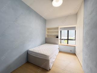 Mid Levels East - Bowen Place 06