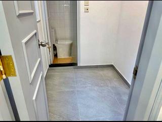 Mid Levels Central - 62B, Robinson Road 17