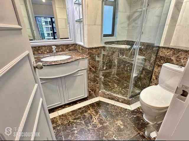 Mid Levels Central - 62B, Robinson Road 22