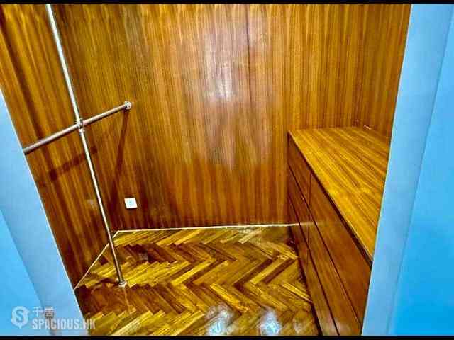 Mid Levels Central - 62B, Robinson Road 24