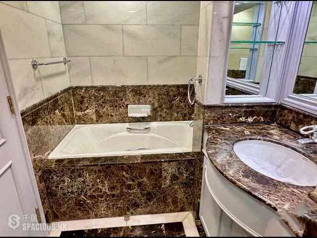 Mid Levels Central - 62B, Robinson Road 25
