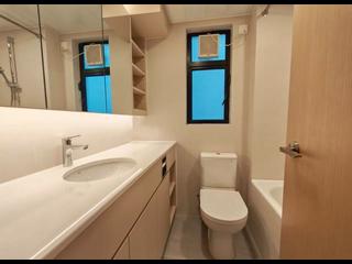 Mid Levels Central - 62B, Robinson Road 07