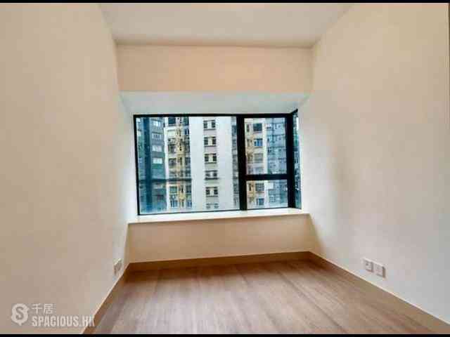Mid Levels Central - 62B, Robinson Road 09