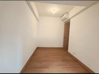 Mid Levels Central - 62B, Robinson Road 11