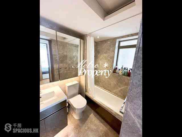 Sai Ying Pun - The Nova 04