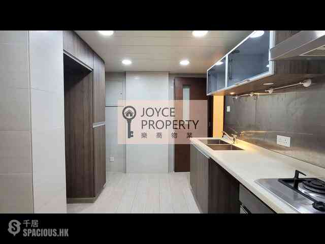 Causeway Bay - Towning Mansion 06