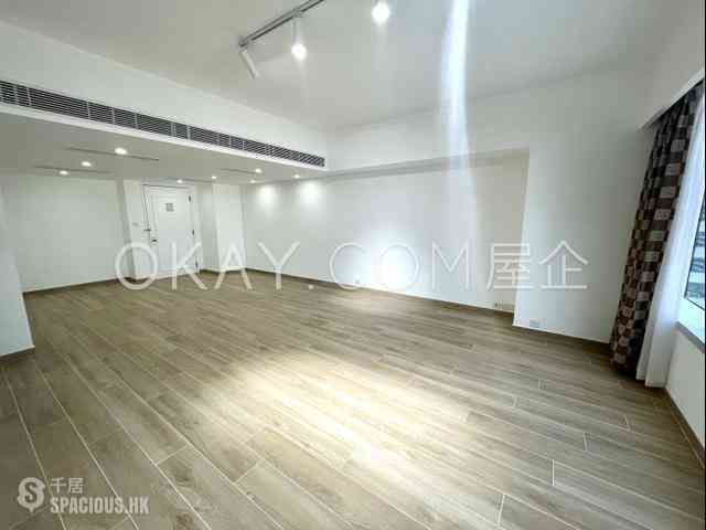 Wan Chai - Convention Plaza Apartments 03