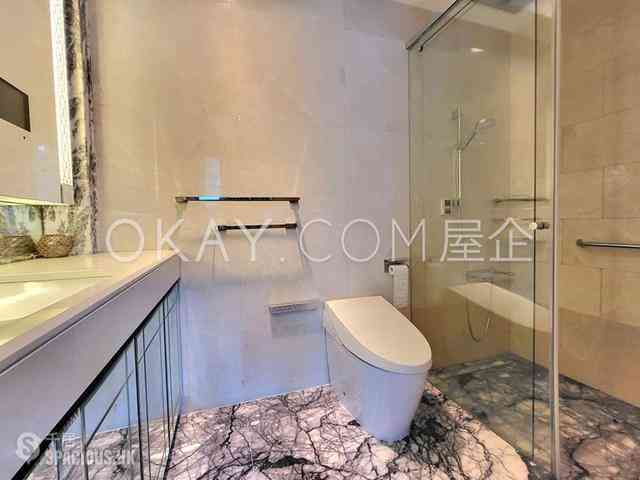 Wan Chai - The Avenue Phase 2 07
