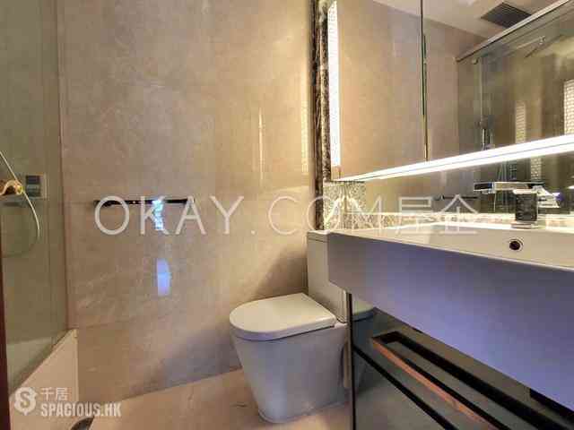 Wan Chai - The Avenue Phase 2 10
