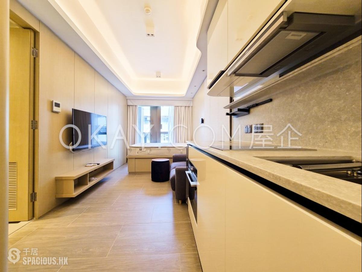 Mid Levels Central - Townplace Soho 01