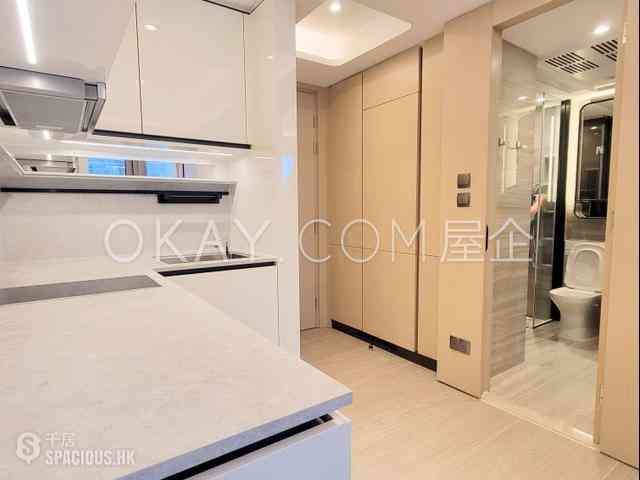 Mid Levels Central - Townplace Soho 02