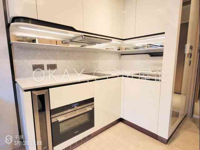 Mid Levels Central - Townplace Soho 04