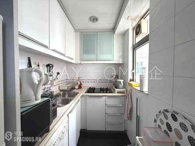 Kennedy Town - The Merton 03