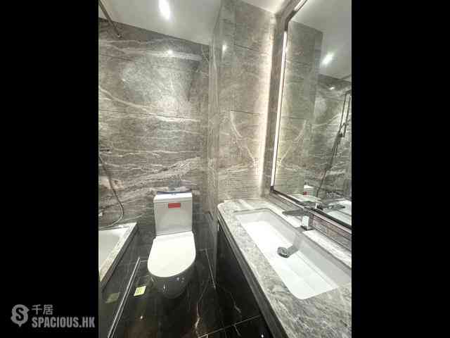 Wong Chuk Hang - The Southside Phase 3B Blue Coast Tower 2B 06