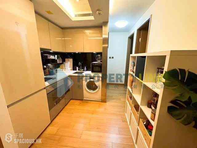 Sai Ying Pun - The Nova 04
