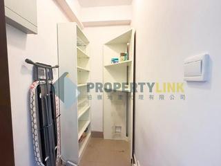 Sai Ying Pun - The Babington 08