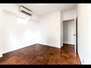 Mid Levels West - Realty Gardens 09