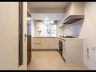 Mid Levels West - Realty Gardens 07