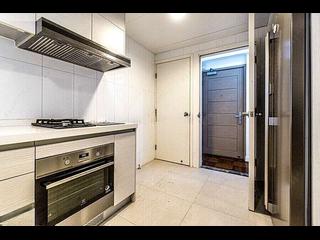 Mid Levels West - Realty Gardens 08