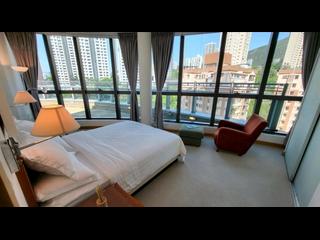 Happy Valley - The Ellipsis 03