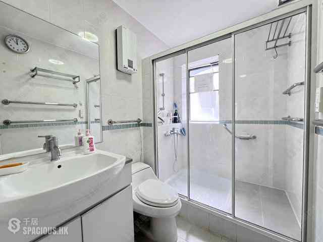 Mid Levels Central - Kennedy Heights 12