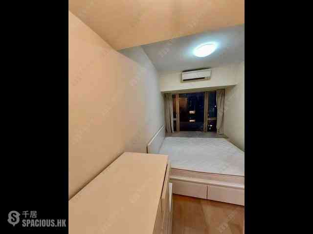 Sai Ying Pun - The Nova 07