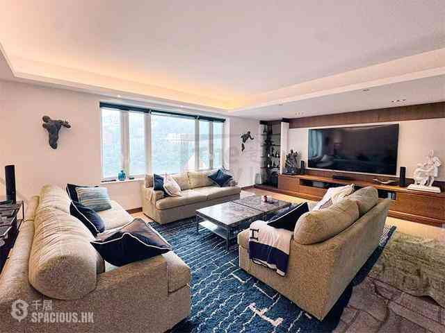 Mid Levels Central - Tregunter Tower 3 01