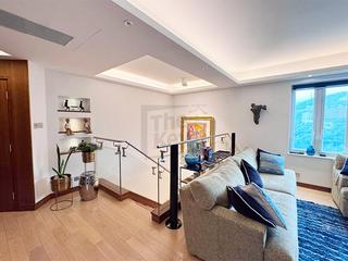 Mid Levels Central - Tregunter Tower 3 05