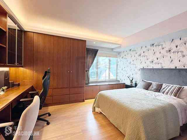 Mid Levels Central - Tregunter Tower 3 08