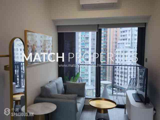 Sai Ying Pun - The Queens 01