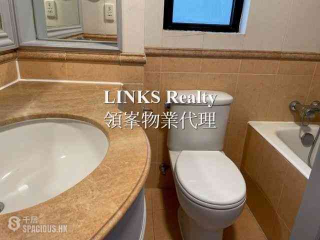 Mid Levels Central - 62B, Robinson Road 05