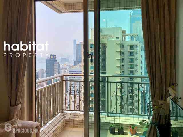 Wan Chai - The Zenith 01