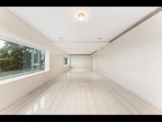 The Peak - Haking Mansions 04