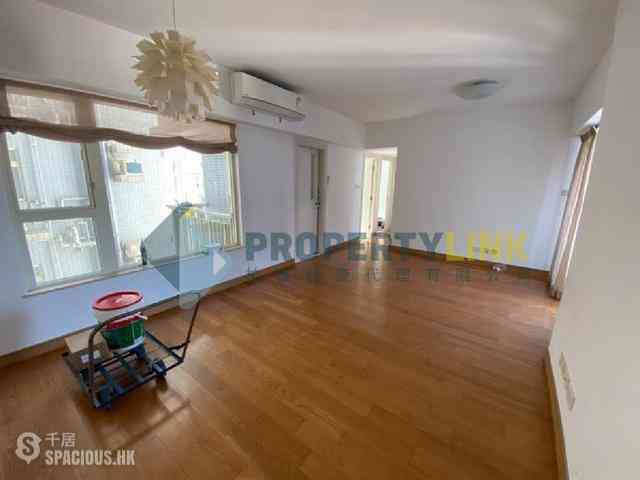 Soho - Centrestage 05