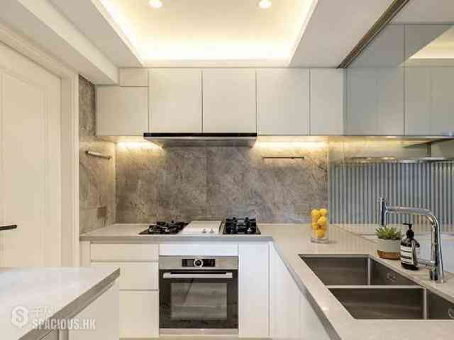 Soho - Centrestage 14