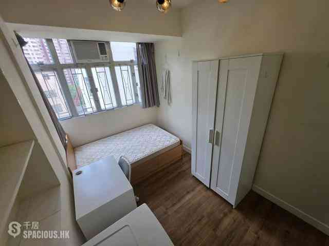 Sai Ying Pun - 114-116, First Street 02