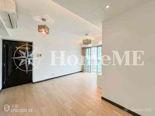 Sai Ying Pun - Centre Place 02