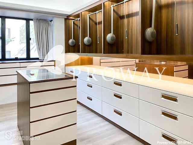 Mid Levels Central - Clovelly Court 07