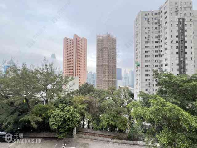 Mid Levels Central - Kam Yuen Mansion 01