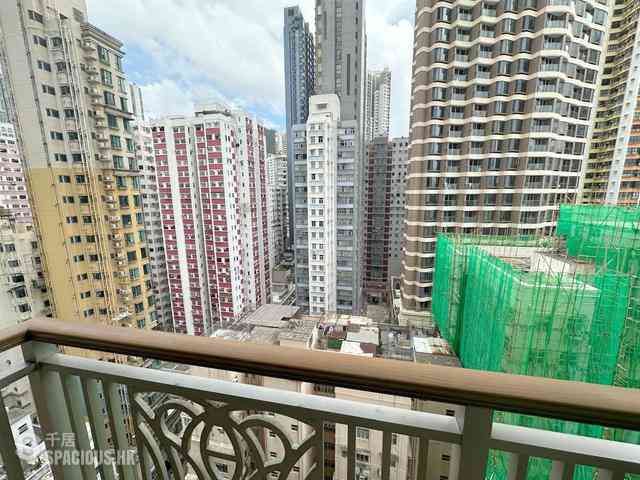 Kennedy Town - The Merton 02
