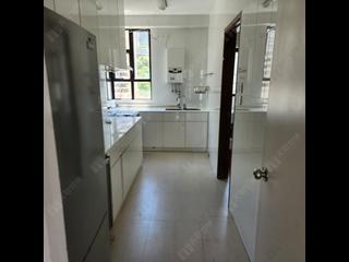 Mid Levels Central - Visalia Garden 17