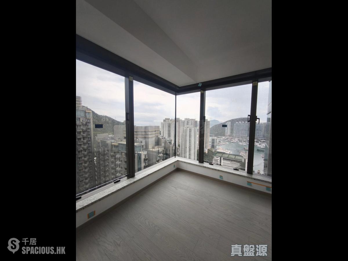 Wong Chuk Hang - The Southside Phase 3B Blue Coast Tower 1B 01