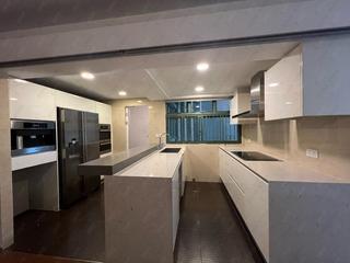 Mid Levels Central - Robinson Place 11